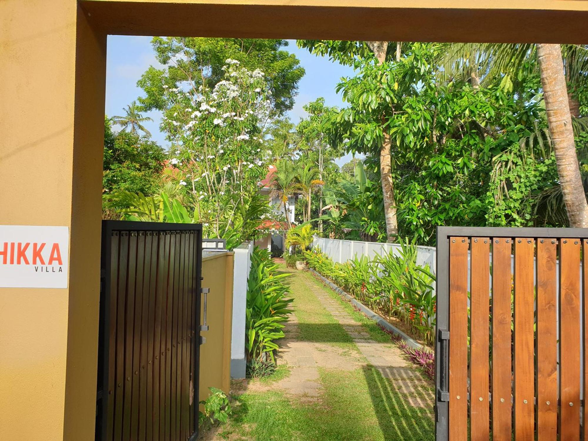 Hikka Villa Hikkaduwa Bagian luar foto