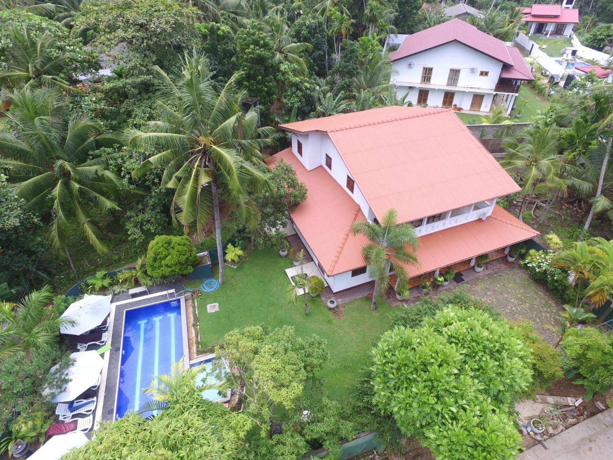 Hikka Villa Hikkaduwa Bagian luar foto